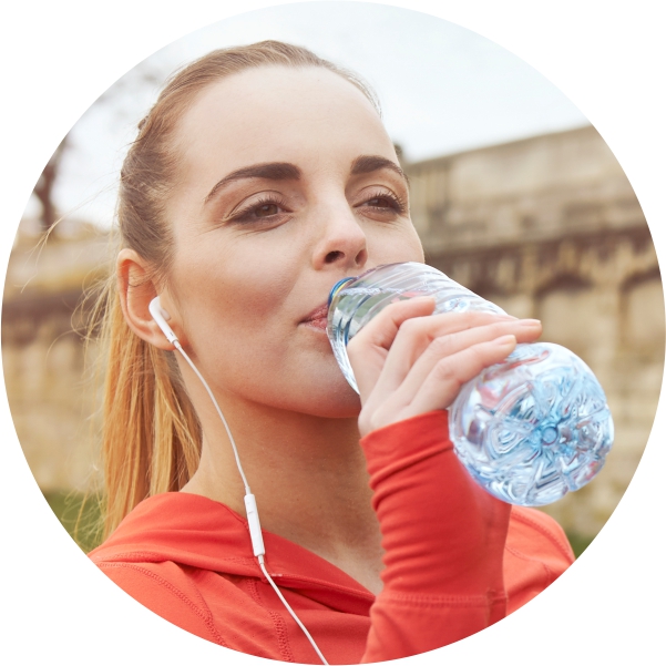 agua pura en botella